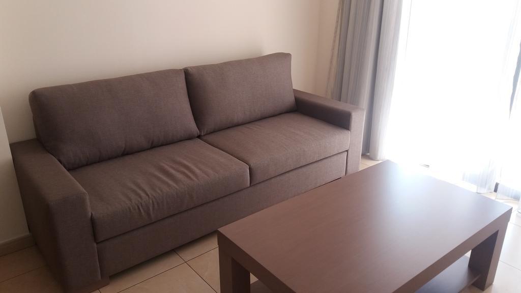 شقة لارنكا  في 101 Mandritis Court المظهر الخارجي الصورة