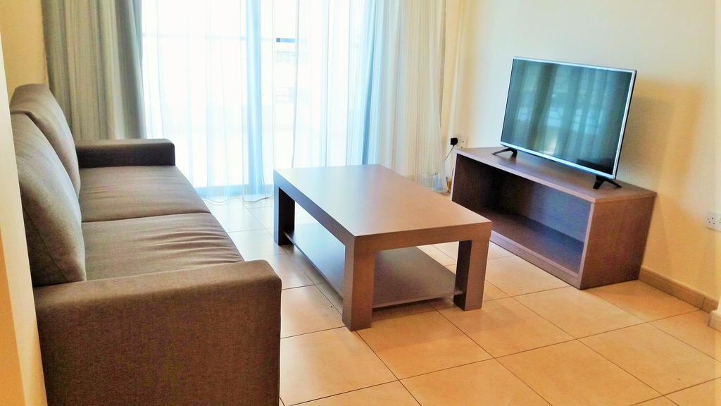 شقة لارنكا  في 101 Mandritis Court المظهر الخارجي الصورة