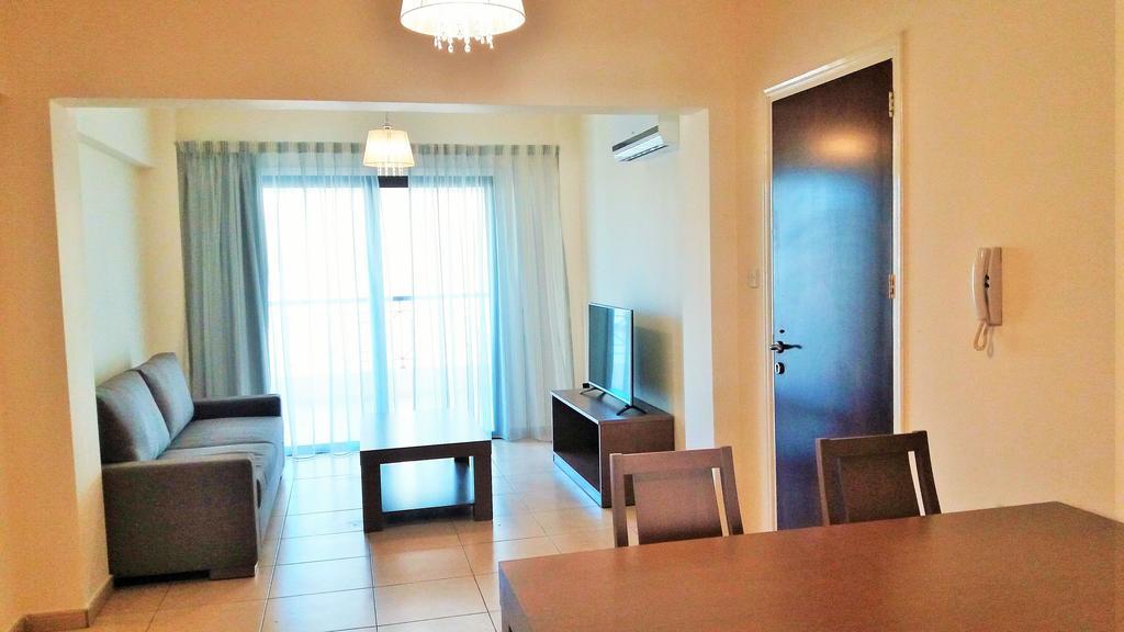 شقة لارنكا  في 101 Mandritis Court المظهر الخارجي الصورة